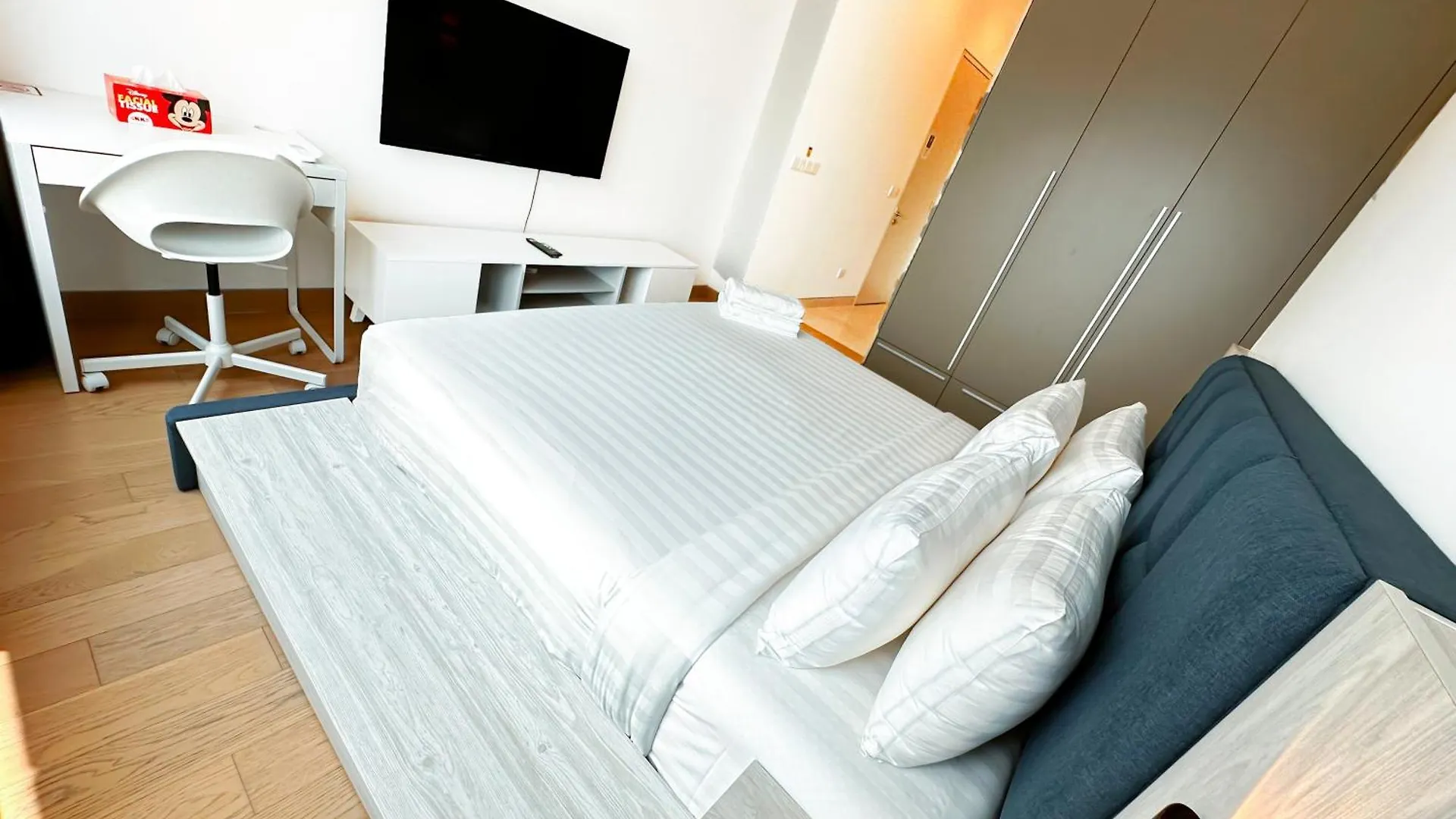 Premium Klcc Facing Suite At Bukit Bintang Kuala Lumpur Apartment